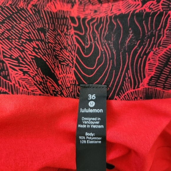 Lululemon Current State Board Short Men's Size 36 Red and Black - Picture 7 of 7